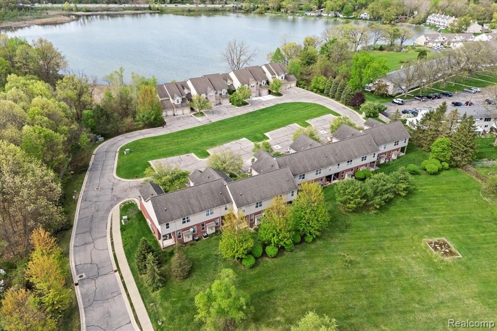 5949 HIGH POINT COURT, Brighton, MI 48116 — Photo 35
