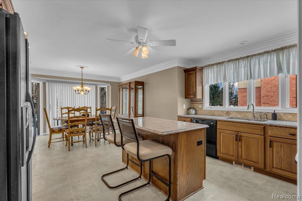 43855 Pinot Noir Drive, Sterling Heights, MI 48314 — Photo 13