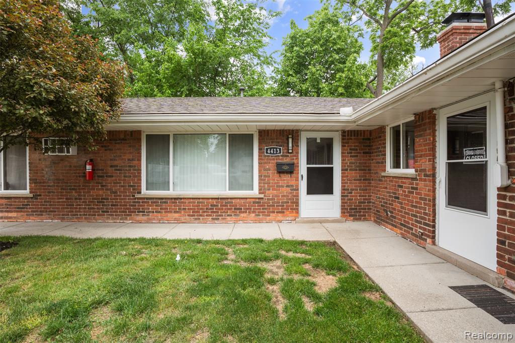 4413 S Crooks Road, Royal Oak, MI 48073 — front exterior