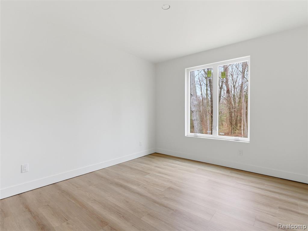 11810 Scenic Valley, Davisburg, MI 48350 — Photo 29