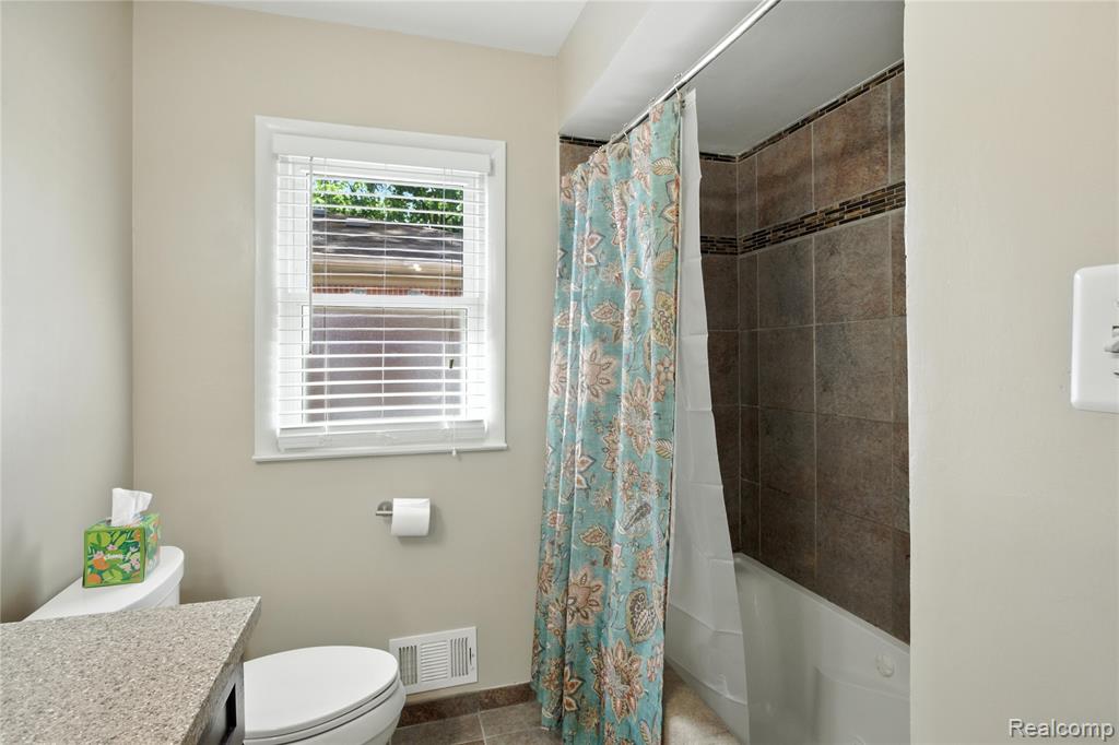 655 Ross Street, Plymouth, MI 48170 — Photo 29