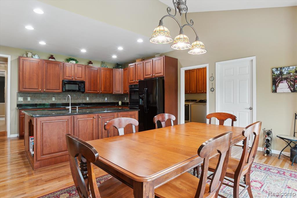 47141 Merion Circle, Northville, MI 48168 — Photo 22