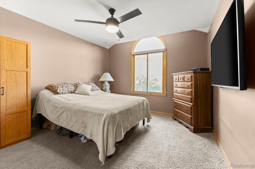 9755 Forest Ridge Drive, Clarkston, MI 48348 — Photo 34