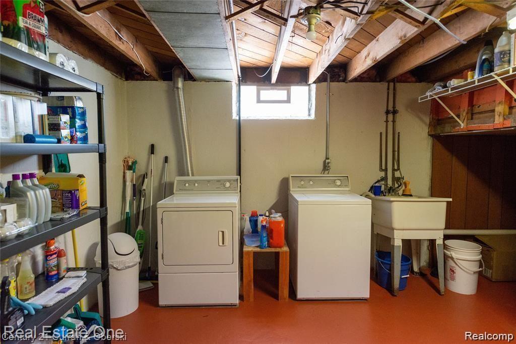 710 N VERMONT Avenue, Royal Oak, MI 48067 — Photo 29