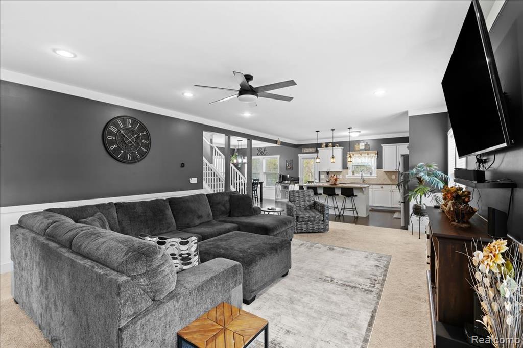 552 Hewitt Street, Howell, MI 48843 — Photo 6