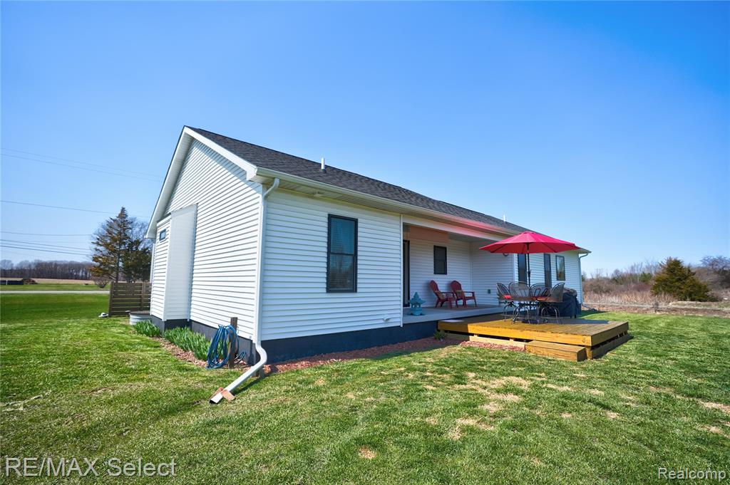 8235 Linden Road, Swartz Creek, MI 48473 — Photo 5