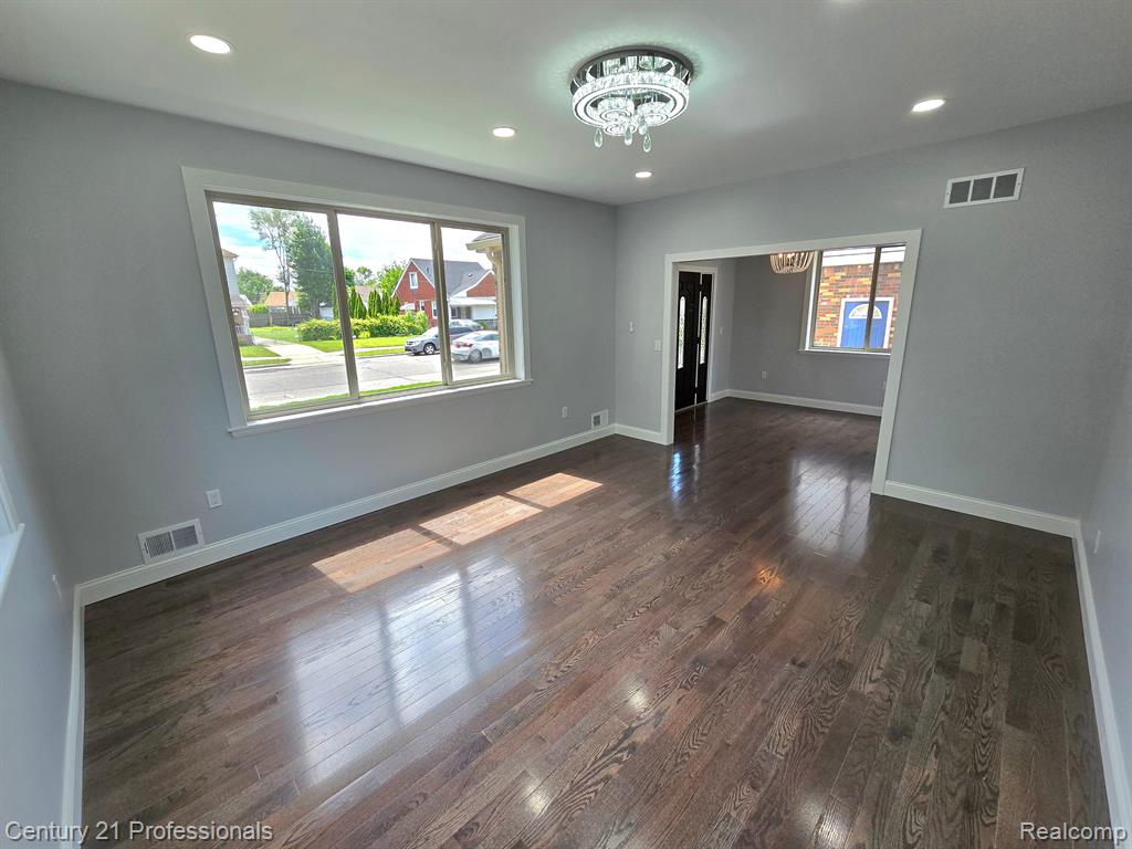 4974 Schlaff Street, Dearborn, MI 48126 — Photo 8