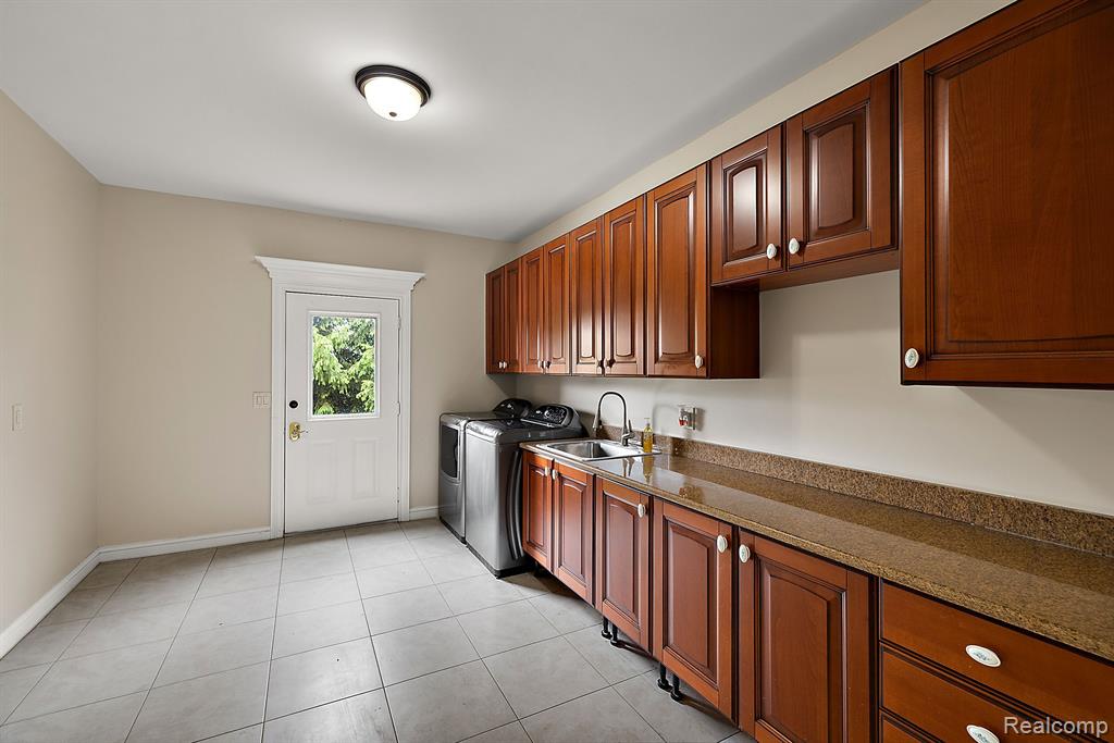 66701 NOTRE DAME Boulevard, Washington, MI 48095 — Photo 48