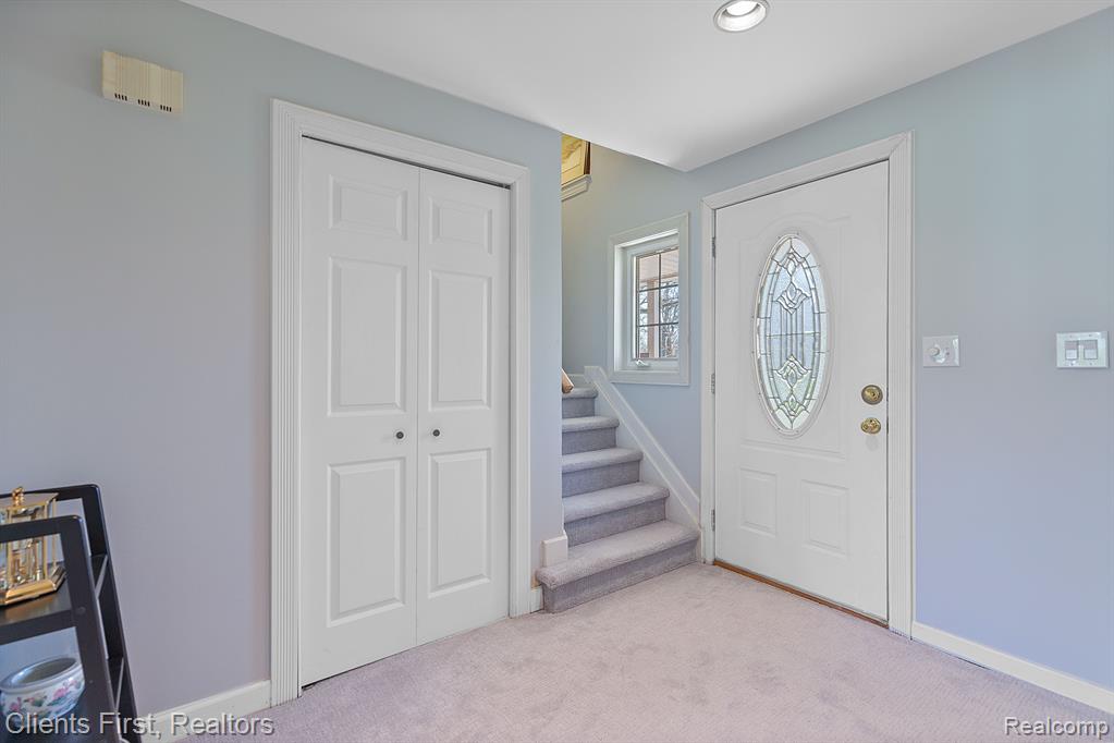 9350 BYROMAR Lane, Grosse Ile, MI 48138 — Photo 5