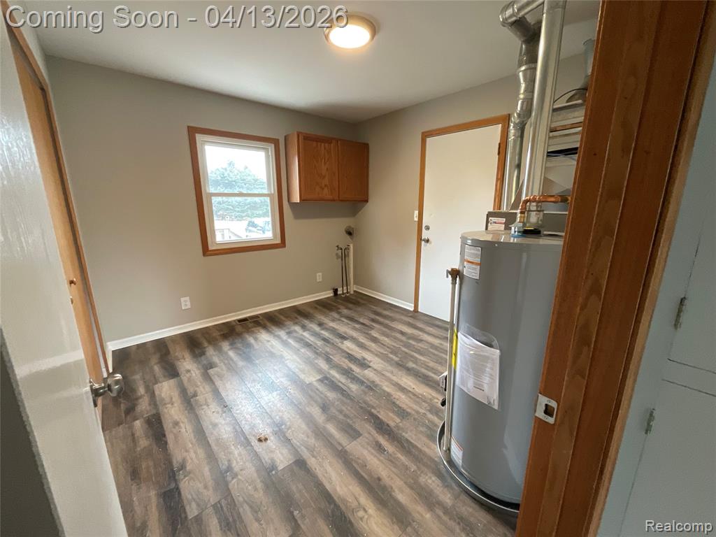 5464 Hollow Corners Road, Dryden, MI 48428 — Photo 19
