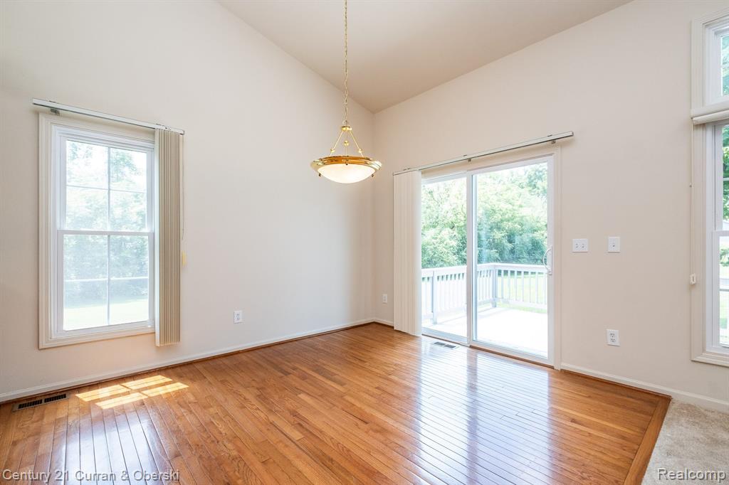 41841 RIVERWOOD Court, Canton, MI 48187 — Photo 10