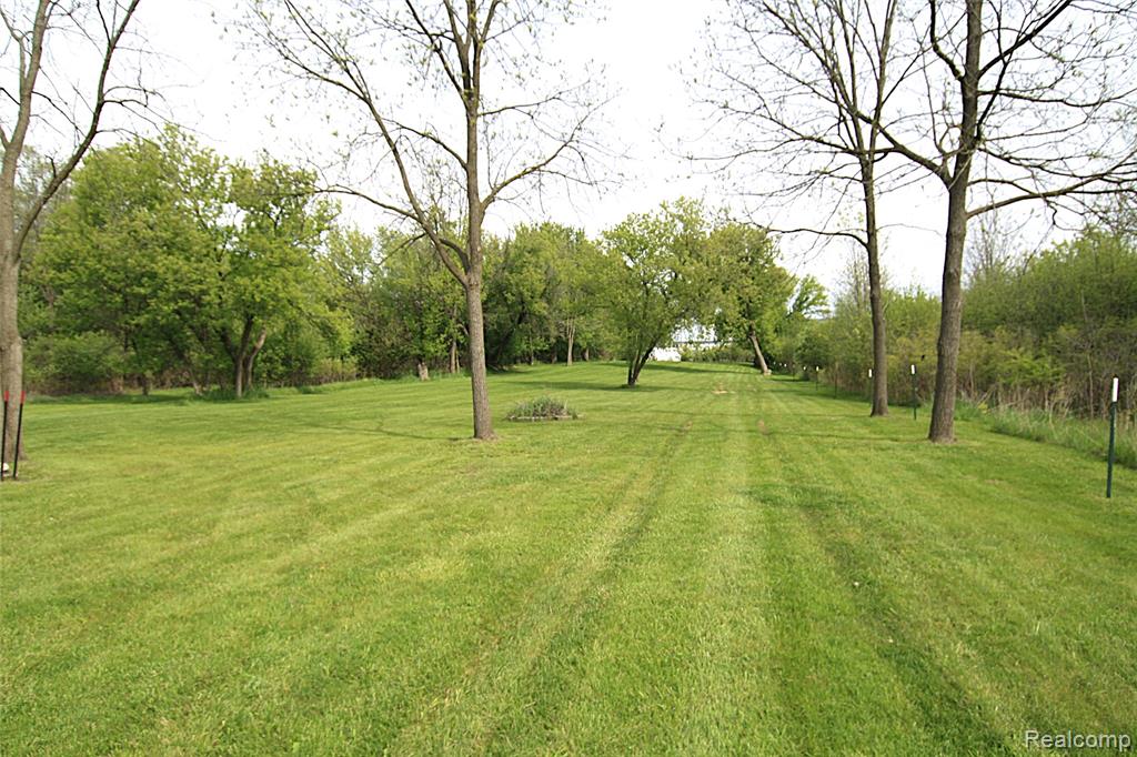 5404 Miller Road, Swartz Creek, MI 48473 — Photo 7