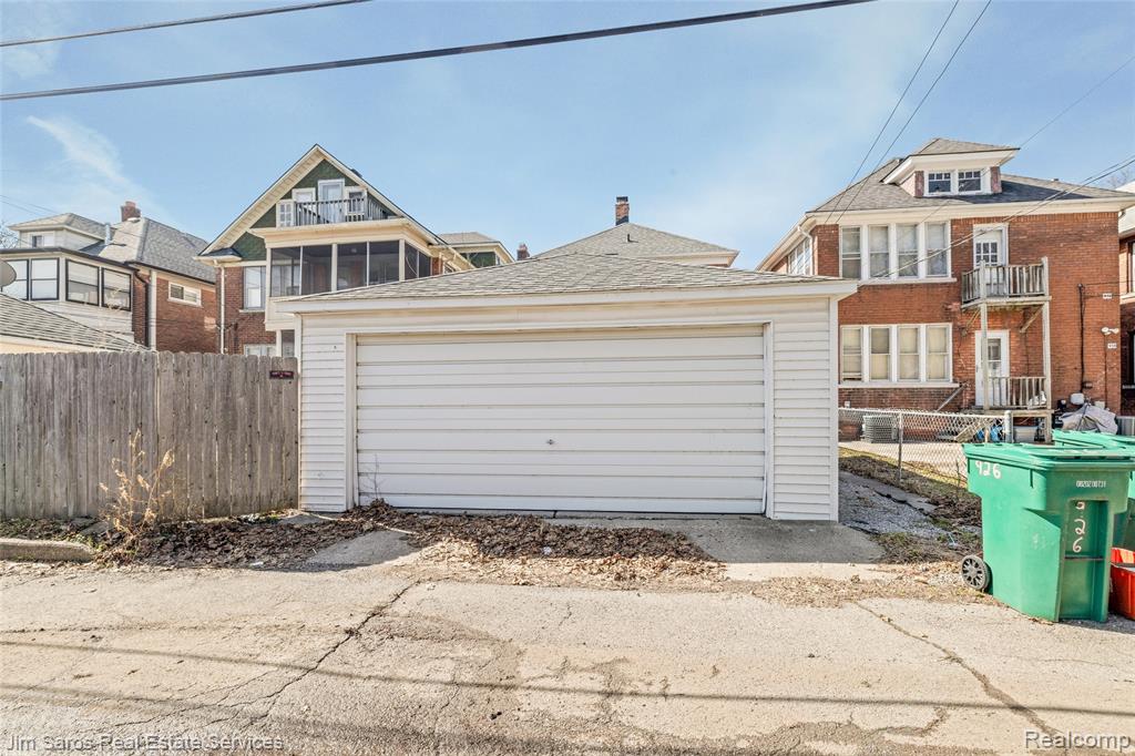 926-928 NOTTINGHAM, Grosse Pointe Park, MI 48230 — Photo 27