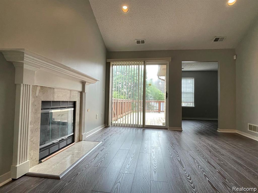 41390 Clinton Drive, Novi, MI — Photo 4