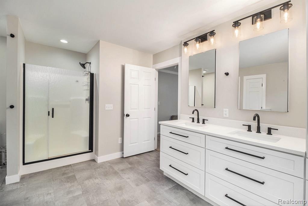 4659 Mesa Court, Clarkston, MI 48348 — Photo 14