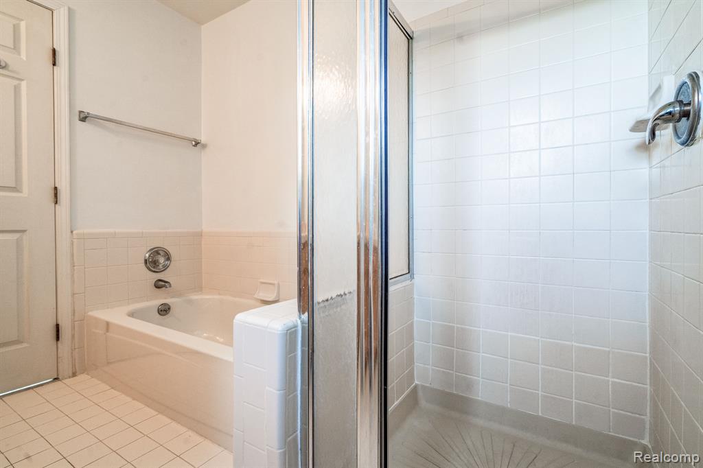 45293 HORSESHOE Circle, Canton, MI 48187 — Photo 46