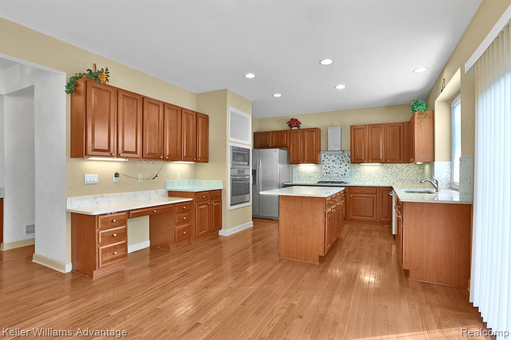 17549 WHITE PINE Ct., Northville, MI 48168 — Photo 12