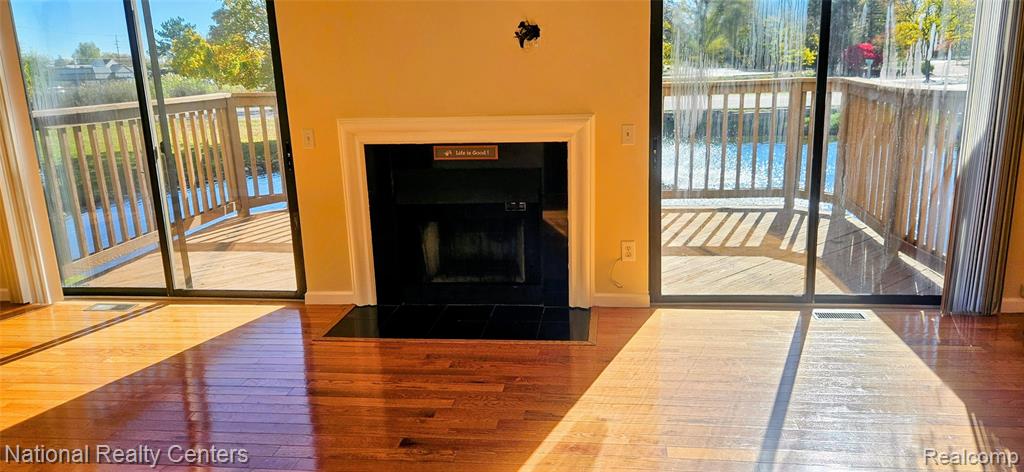 6323 Potomac Circle, West Bloomfield, MI — Photo 5