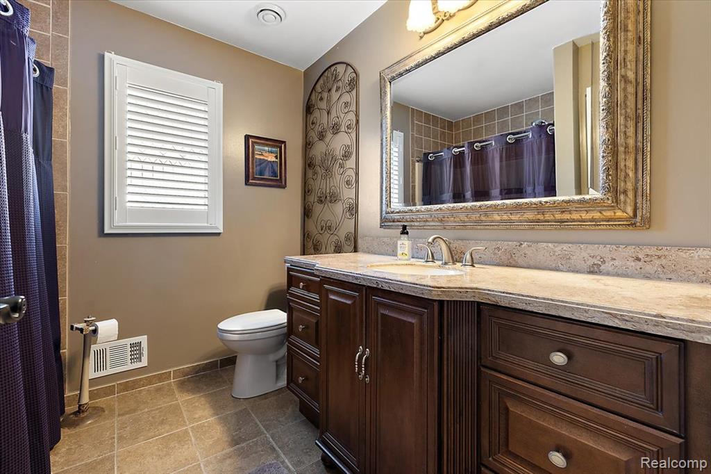 41908 Pon Meadow Drive, Northville, MI 48168 — Photo 31