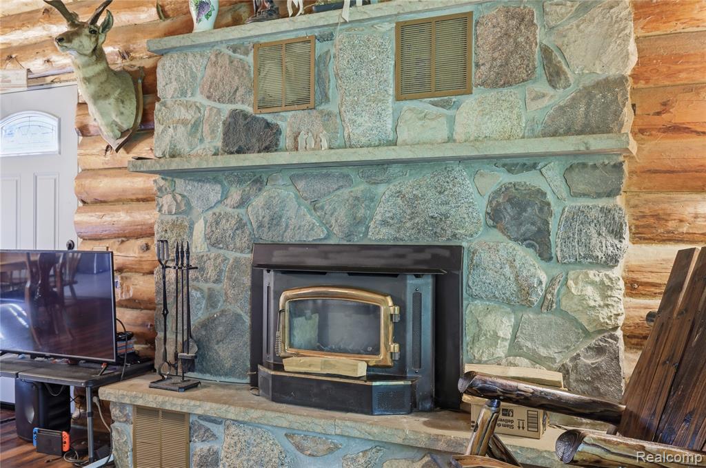 14830 County Line Road, Byron, MI 48418 — Photo 8
