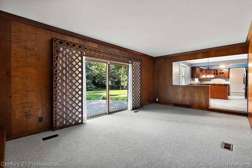 633 Foxhall Road, Bloomfield Hills, MI 48304 — Photo 39