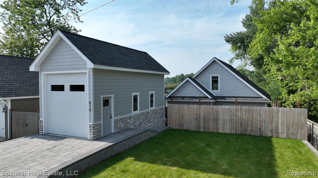 615 Dunleavy Drive, Highland, MI 48356 — Photo 3