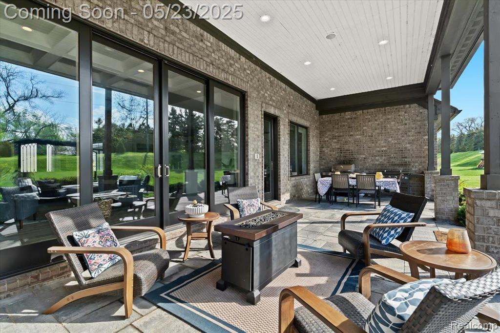 10580 STONEY POINT Drive, South Lyon, MI 48178 — Photo 42