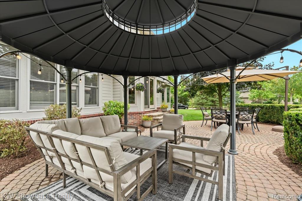 45776 Bristol Circle, Novi, MI 48377 — Photo 39