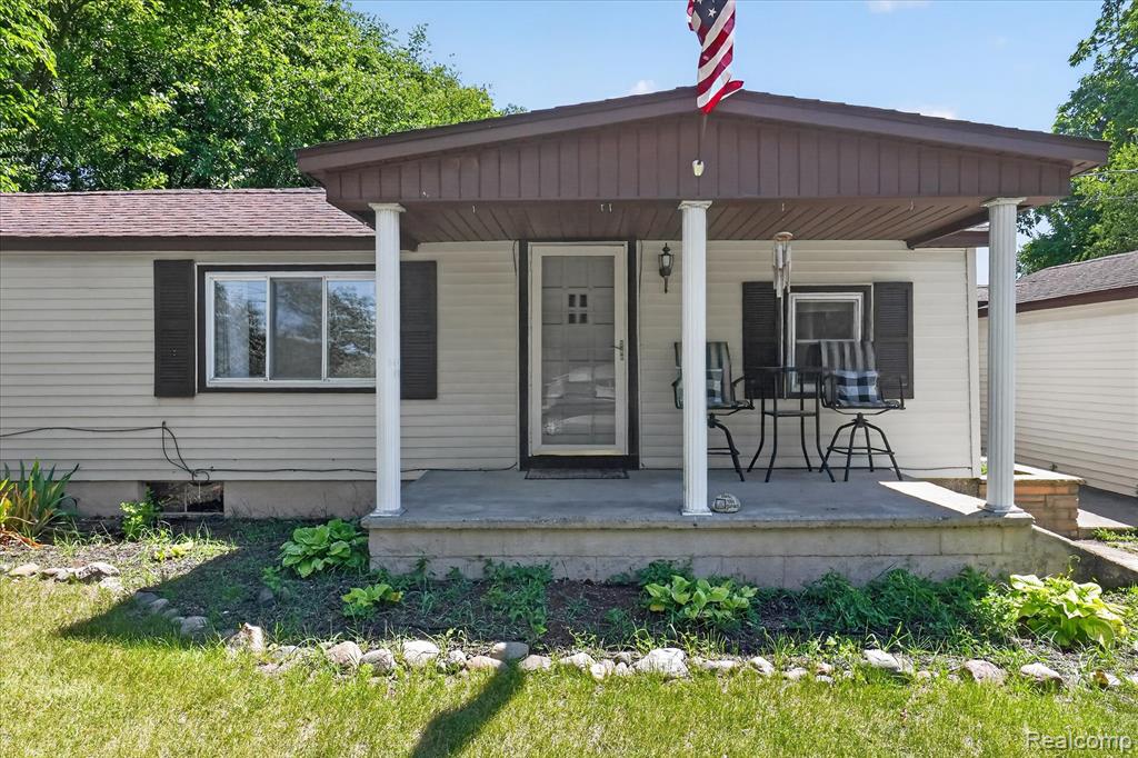 508 Deland Road, Flushing, MI 48433 — Photo 4