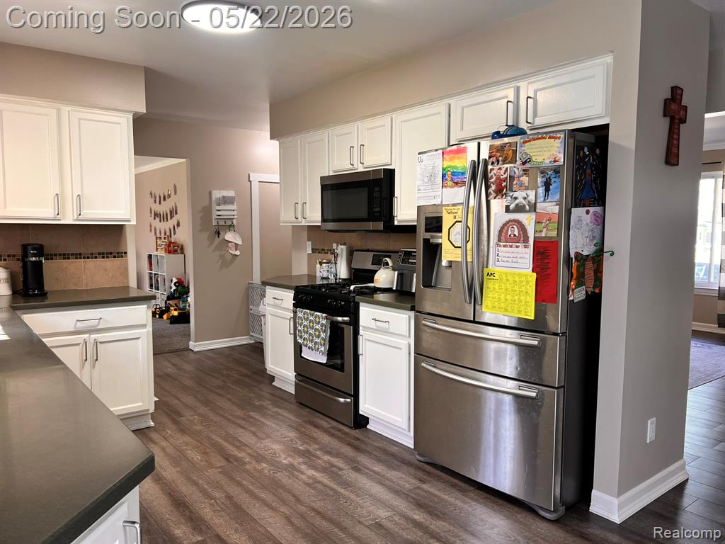 3556 Crestwood Drive, Lapeer, MI 48446 — Photo 5