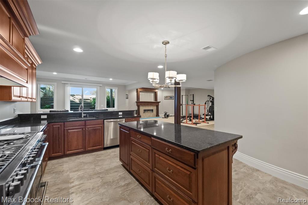 4764 Dow Ridge Road, Orchard Lake Village, MI 48324 — Photo 58