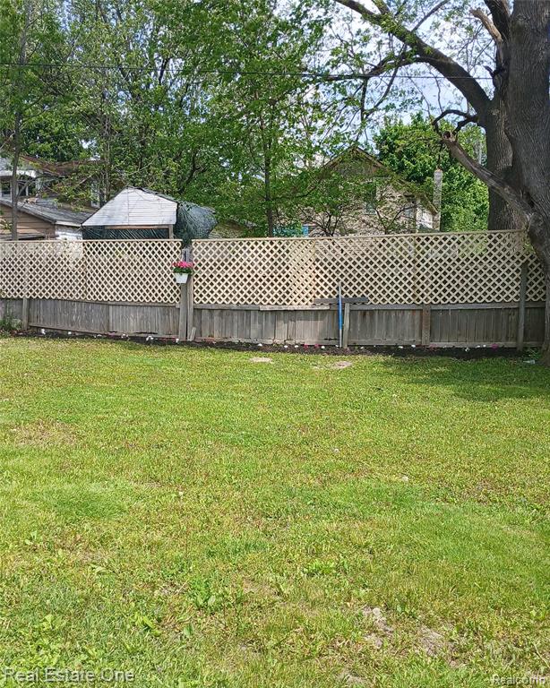 515 S Michigan Avenue, Howell, MI 48843 — Photo 39