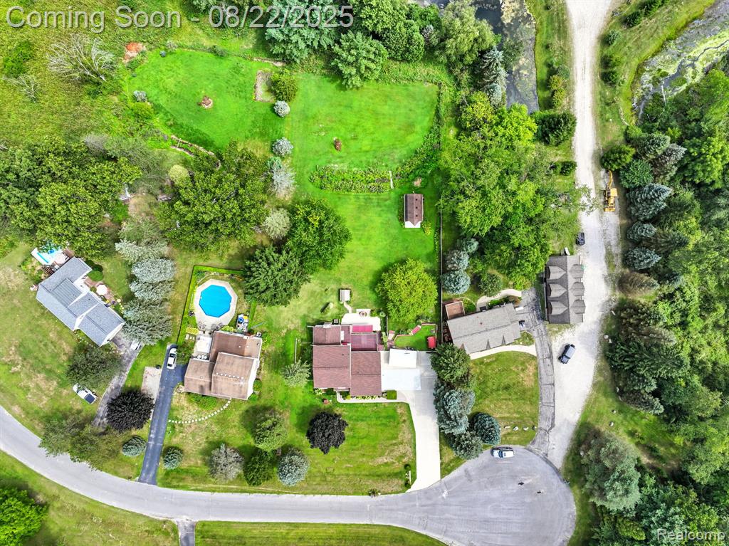2594 Pepper Court, Hartland, MI 48353 — Photo 27