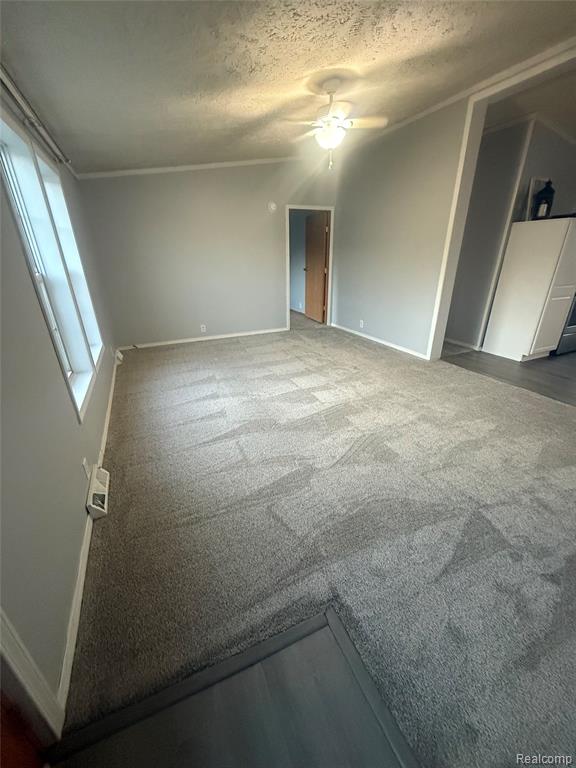 100 Riverview Circle, Saline, MI 48176 — Photo 10
