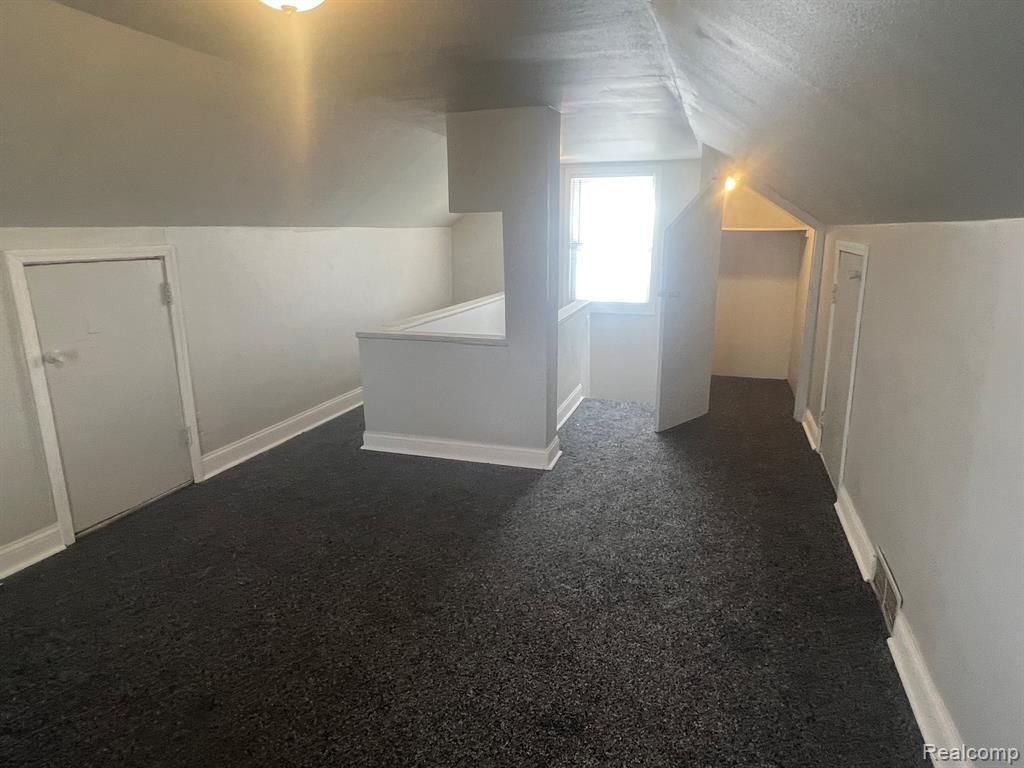 8680 Stahelin Avenue, Detroit, MI 48228 — Photo 12