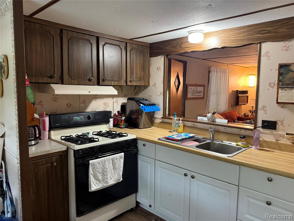 6430 Gagetown Road, Caseville, MI 48725 — Photo 6