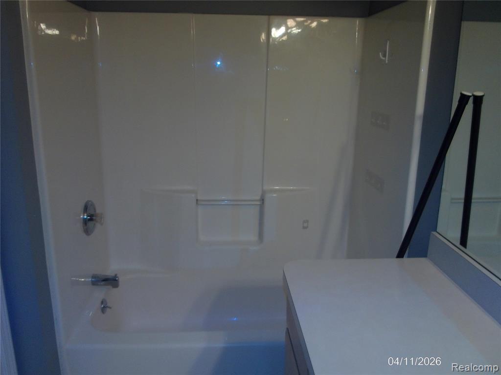50450 Bay Run N, New Baltimore, MI 48047 — Photo 10