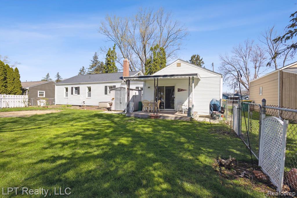 574 WILSON Avenue, Mount Morris, MI 48458 — Photo 26