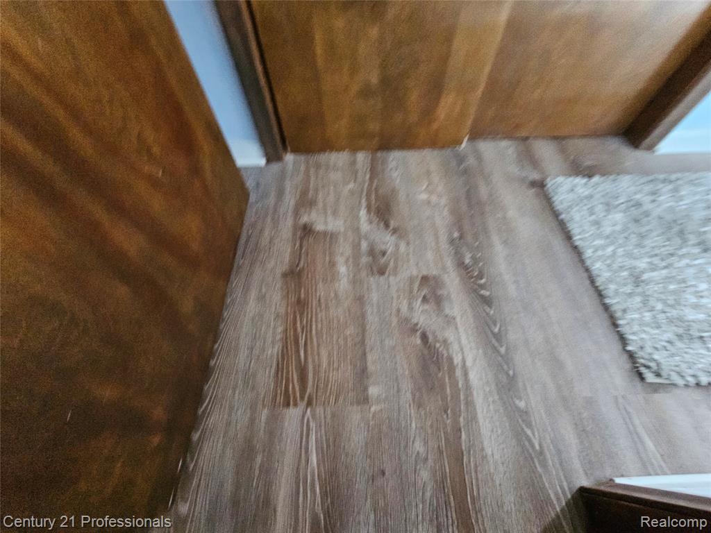8876 Robindale, Redford, MI 48239 — Photo 37