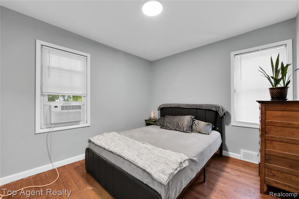 9917 Rutland Street, Detroit, MI 48227 — Photo 13