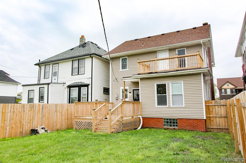 2170 MONTCLAIR Street, Detroit, MI 48214 — Photo 4
