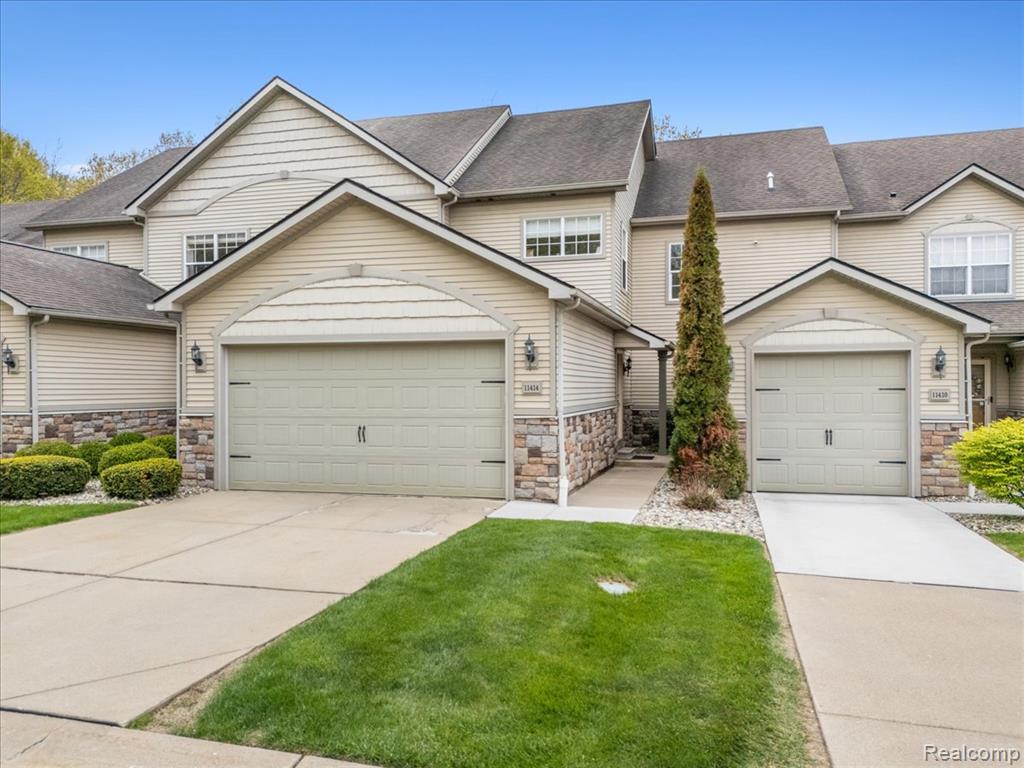 11414 Wolfort Spur, Brighton, MI 48116