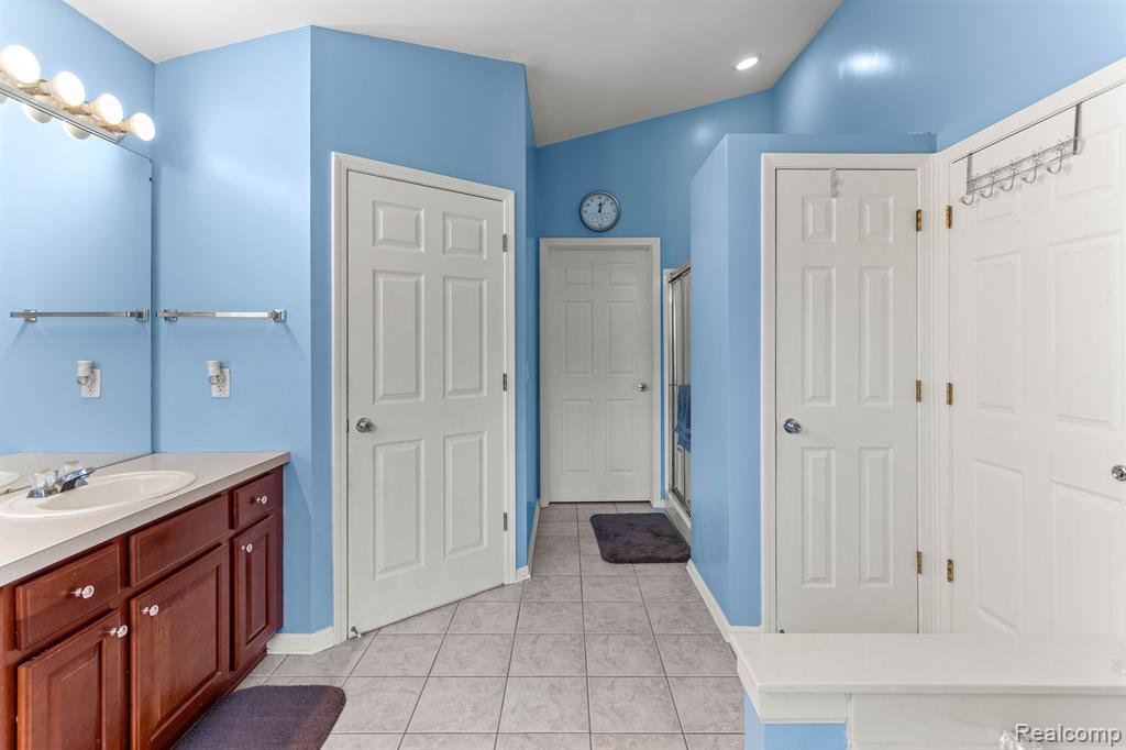 48596 GREENWICH Lane, Canton, MI 48188 — Photo 26