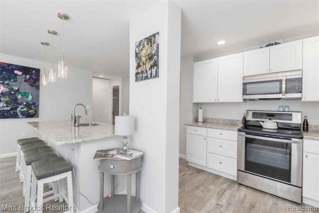 8200 E Jefferson Avenue, 1107, Detroit, MI 48214 — Photo 3