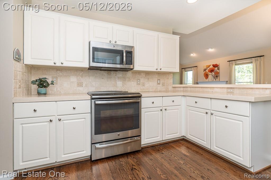 1110 Churchill Circle, Rochester, MI 48307 — Photo 19