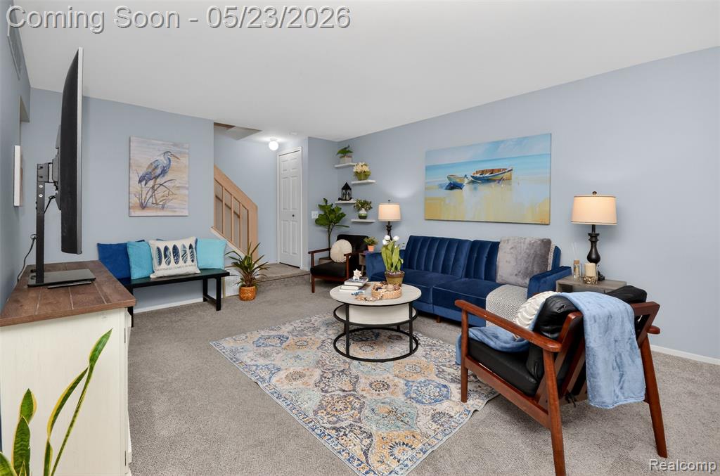 70 Pine Tree Ridge Drive, 2, Waterford, MI 48327 — Photo 8