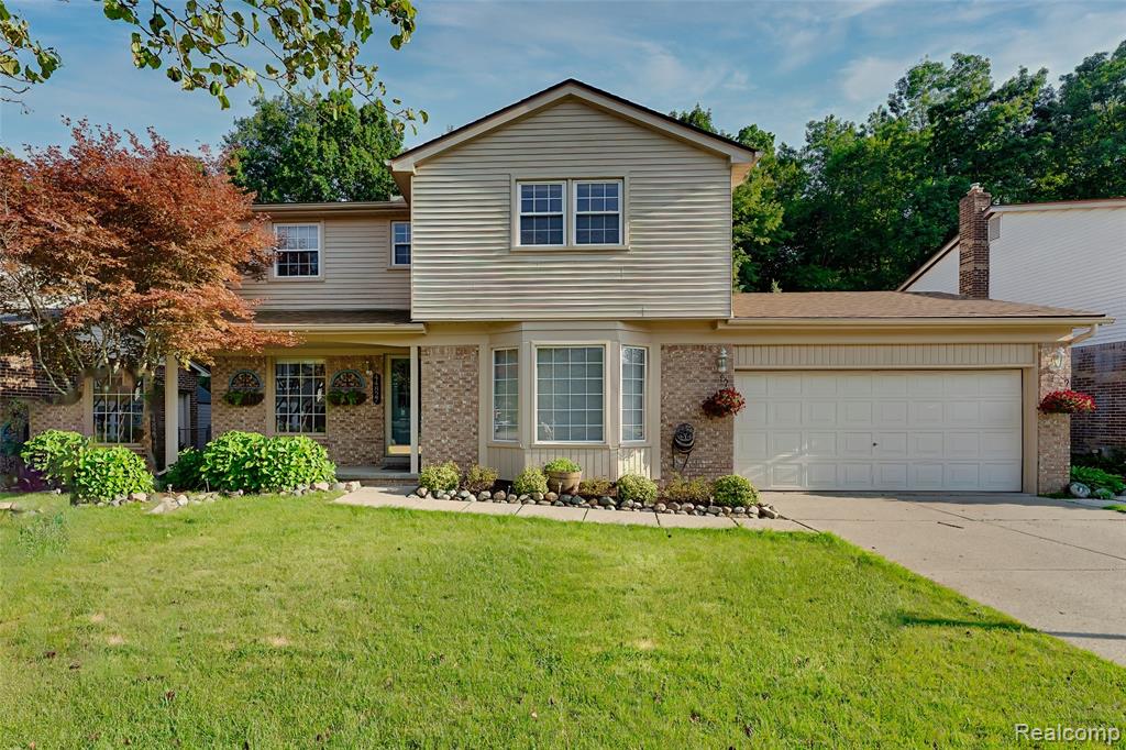 44827 Leslie Lane, Canton, MI 48187 — front exterior