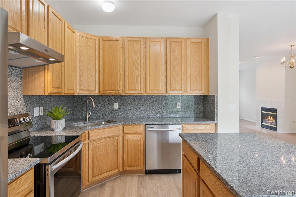 545 Cherry Orchard Road, Canton, MI 48188 — Photo 15