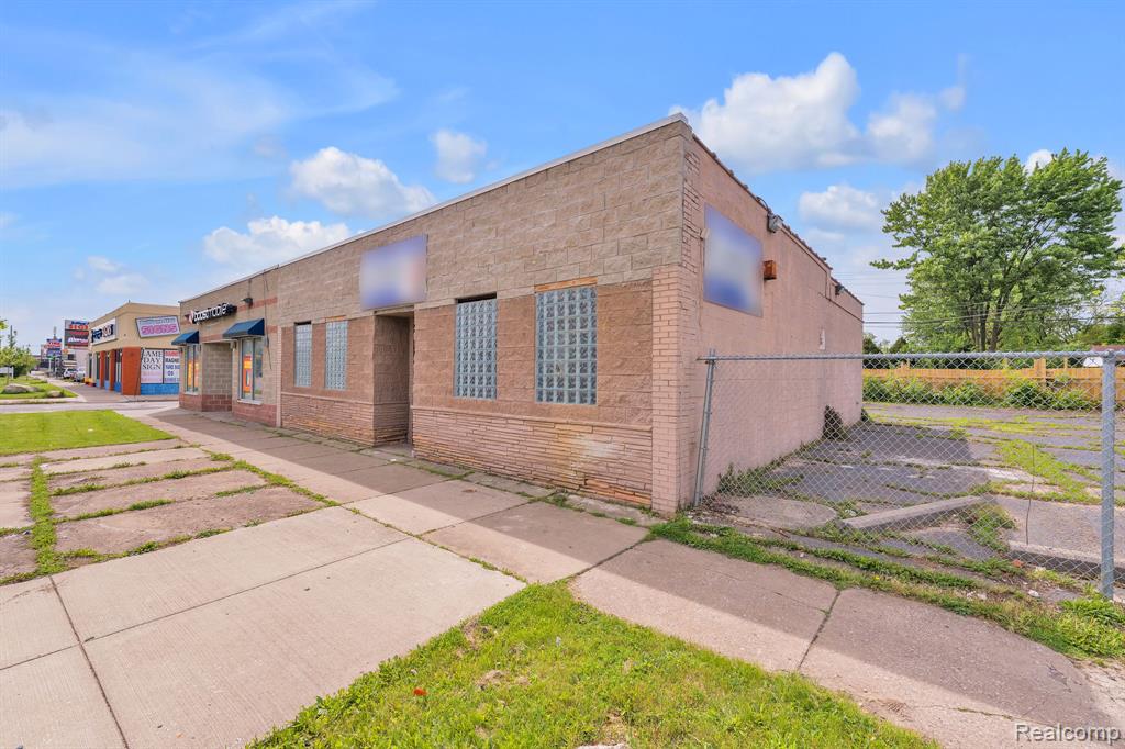 18311 - 18327 W Warren Avenue, Detroit, MI 48228 — Photo 7