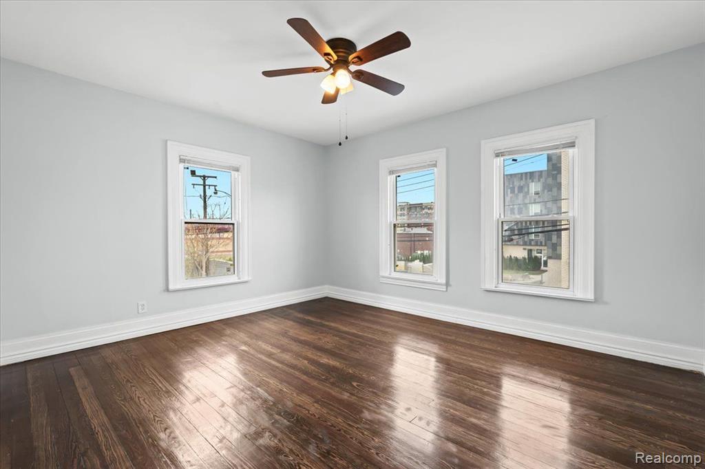 50 TAYLOR Street, Detroit, MI 48202 — Photo 24